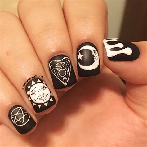 Witchcraft black nails